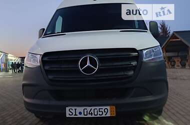 Вантажний фургон Mercedes-Benz Sprinter 2019 в Сарнах