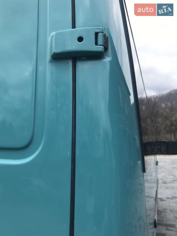 Микроавтобус Mercedes-Benz Sprinter 2005 в Тячеве
