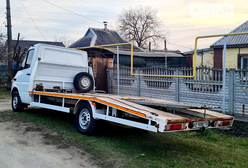 Эвакуатор Mercedes-Benz Sprinter 2005 в Кривом Роге