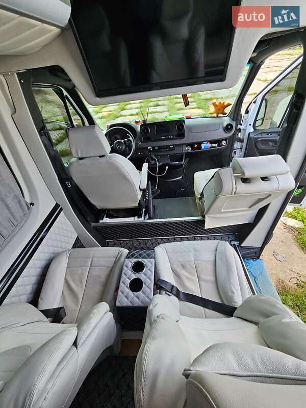 Микроавтобус Mercedes-Benz Sprinter 2018 в Одессе фото 46 Микроавтобус Mercedes-Benz Sprinter 2018 в Одессе