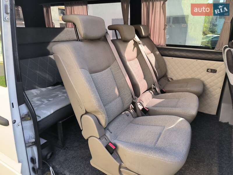 Мікроавтобус Mercedes-Benz Sprinter 2002 в Виноградові