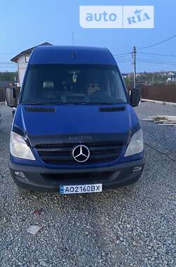 Вантажопасажирський фургон Mercedes-Benz Sprinter 2009 в Тячеві