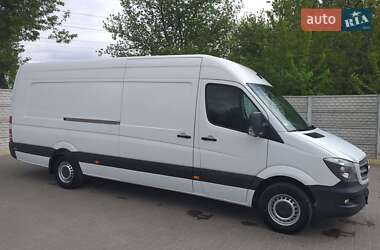 Вантажний фургон Mercedes-Benz Sprinter 2018 в Рівному