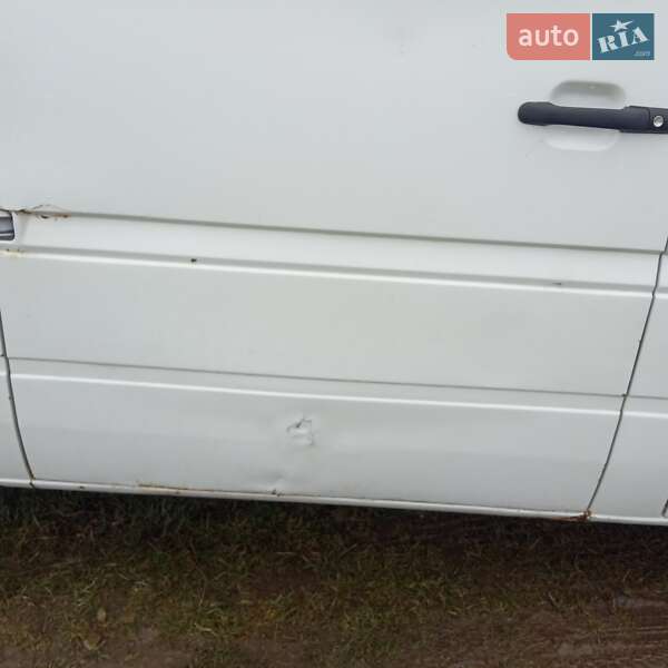 Микроавтобус Mercedes-Benz Sprinter 2001 в Рожнятове