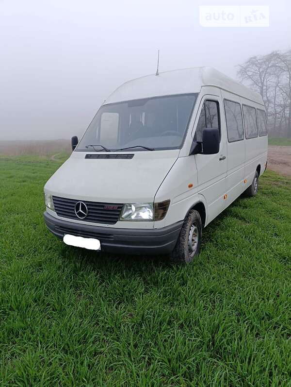 Микроавтобус Mercedes-Benz Sprinter 1996 в Одессе