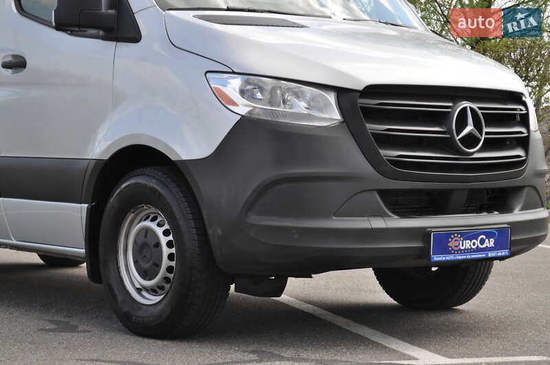Микроавтобус Mercedes-Benz Sprinter 2019 в Киеве