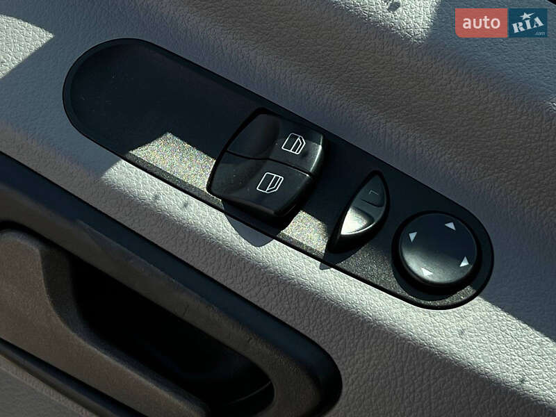 Автовоз Mercedes-Benz Sprinter 2016 в Львові