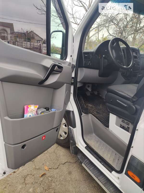 Вантажний фургон Mercedes-Benz Sprinter 2012 в Тростянці