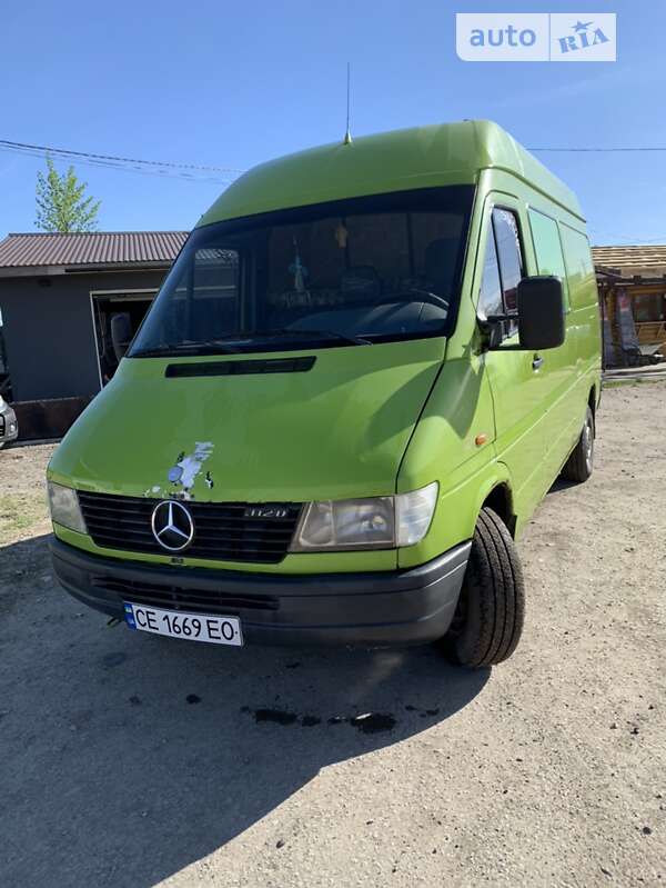 Грузовой фургон Mercedes-Benz Sprinter 1996 в Черновцах