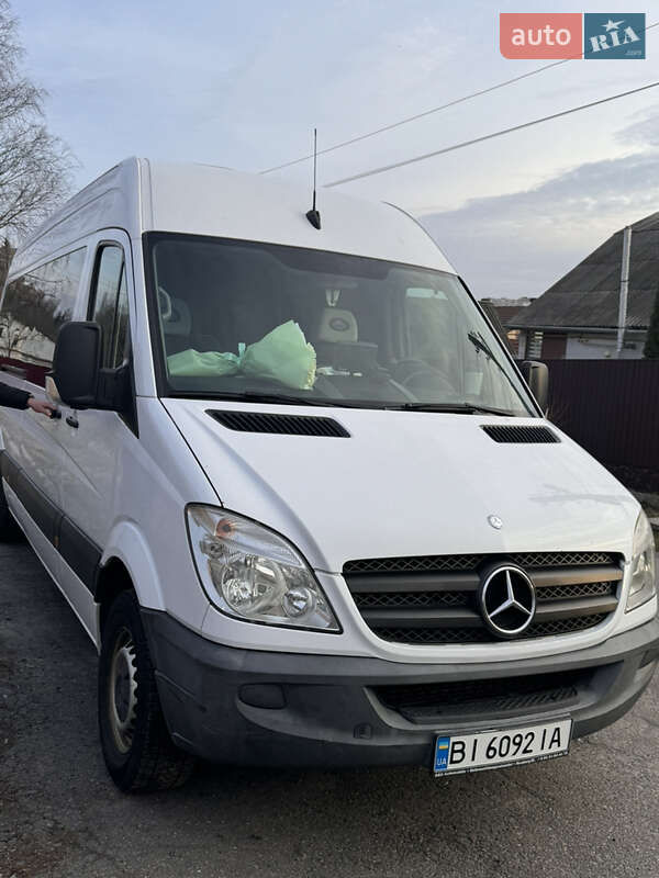 Mercedes-Benz Sprinter 2011