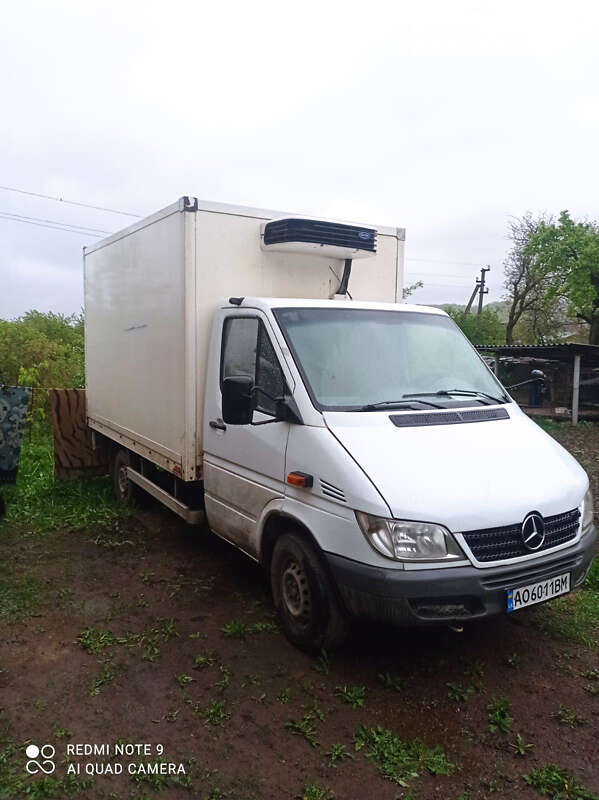 Рефрижератор Mercedes-Benz Sprinter 2005 в Черновцах