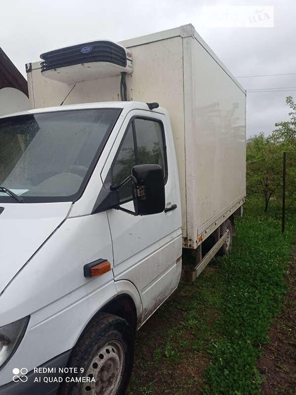 Рефрижератор Mercedes-Benz Sprinter 2005 в Черновцах