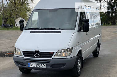 Вантажний фургон Mercedes-Benz Sprinter 2004 в Сарнах