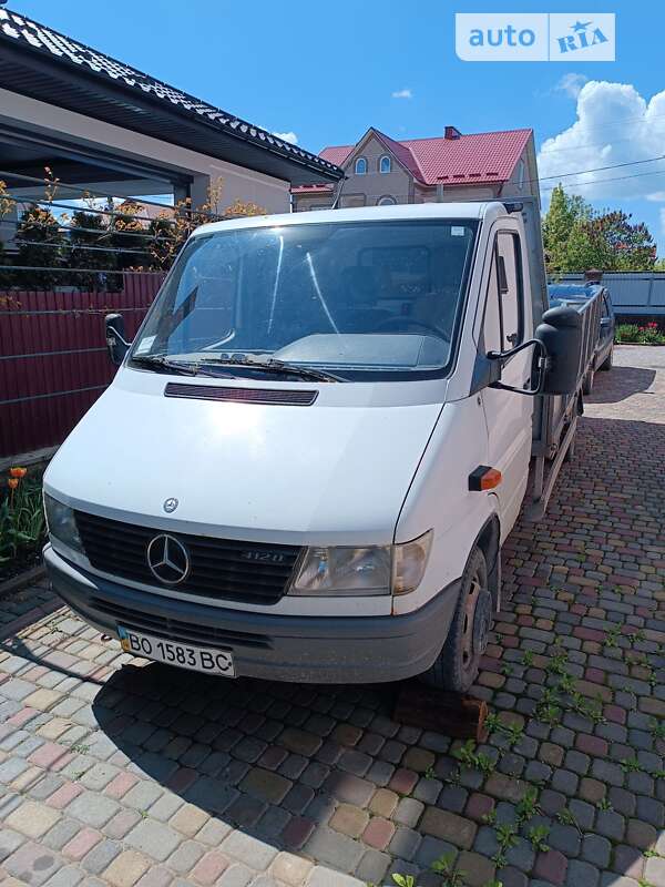 Mercedes-Benz Sprinter 2000