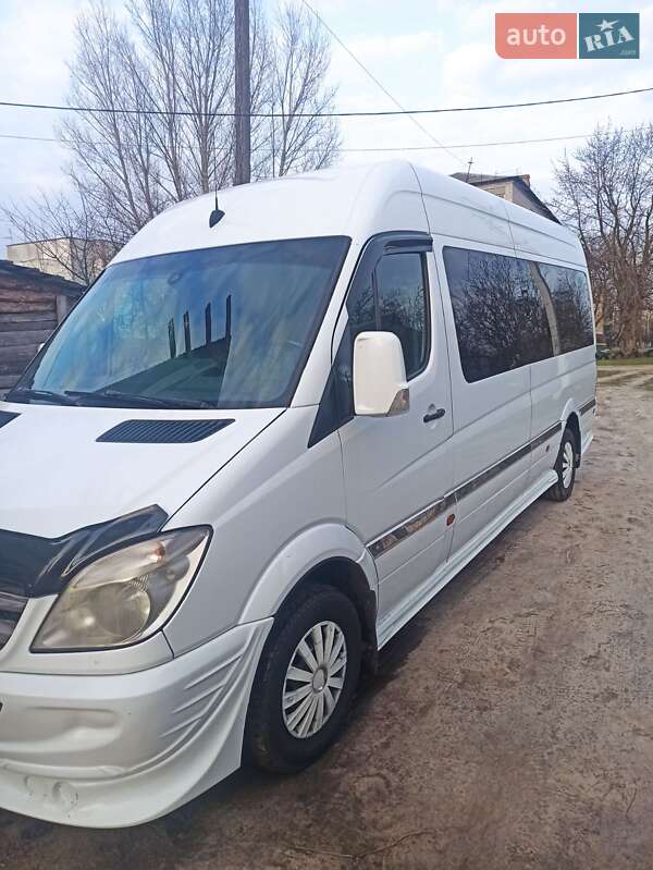 Приміський автобус Mercedes-Benz Sprinter 2011 в Баришівка