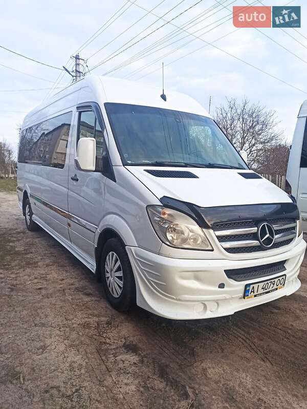 Приміський автобус Mercedes-Benz Sprinter 2011 в Баришівка