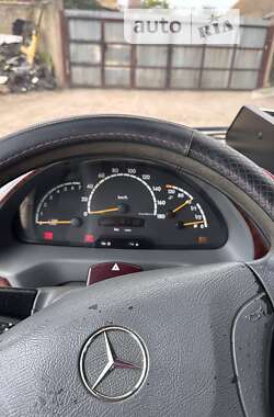 Микроавтобус Mercedes-Benz Sprinter 2001 в 