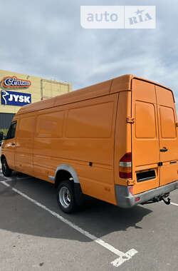 Грузовой фургон Mercedes-Benz Sprinter 2000 в Ровно