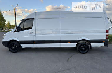 Вантажний фургон Mercedes-Benz Sprinter 2012 в Береговому