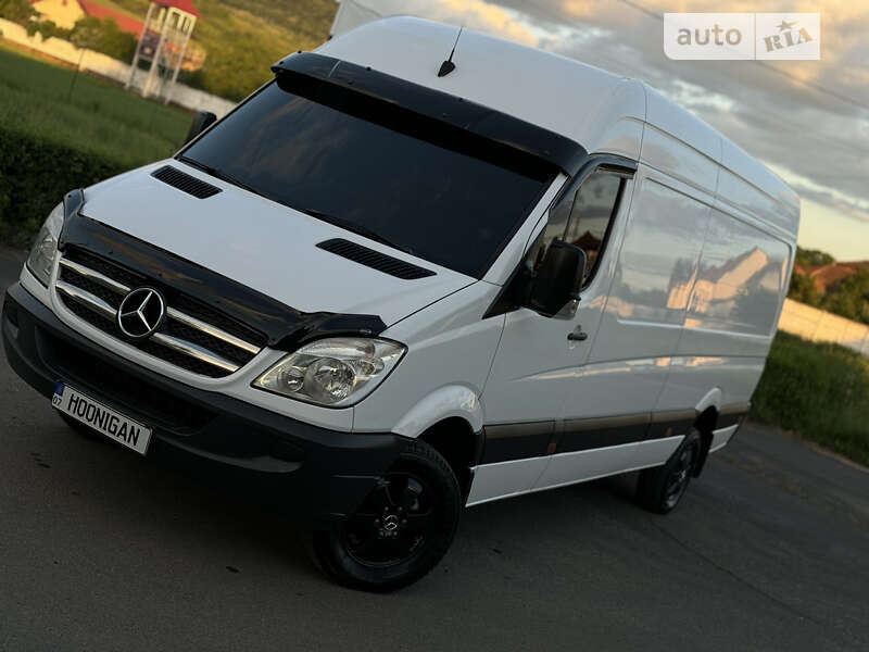 Грузовой фургон Mercedes-Benz Sprinter 2012 в Берегово