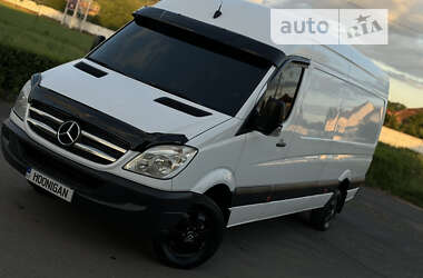 Грузовой фургон Mercedes-Benz Sprinter 2012 в Берегово