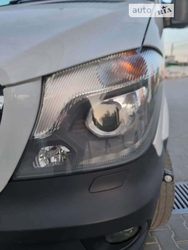 Вантажний фургон Mercedes-Benz Sprinter 2016 в Тернополі