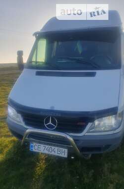 Грузопассажирский фургон Mercedes-Benz Sprinter 2006 в Новоселице