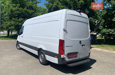 Грузовой фургон Mercedes-Benz Sprinter 2020 в 