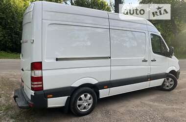 Вантажний фургон Mercedes-Benz Sprinter 2016 в Бродах