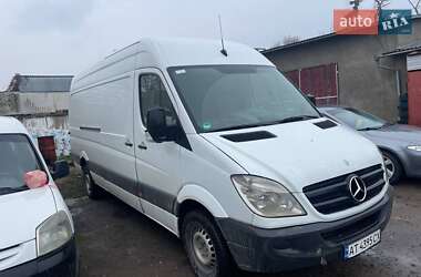 Грузовой фургон Mercedes-Benz Sprinter 2013 в Ивано-Франковске