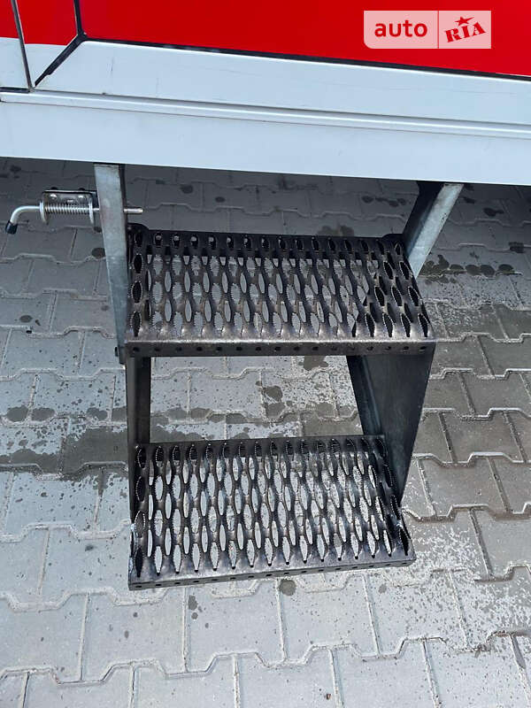 Вантажний фургон Mercedes-Benz Sprinter 2019 в Снятині фото 84 Вантажний фургон Mercedes-Benz Sprinter 2019 в Снятині