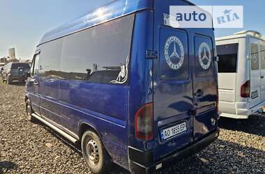 Микроавтобус Mercedes-Benz Sprinter 2000 в Хусте