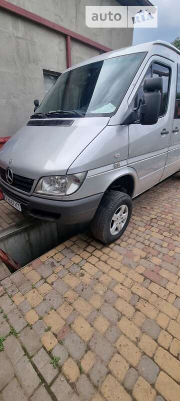 Mercedes-Benz Sprinter 2005