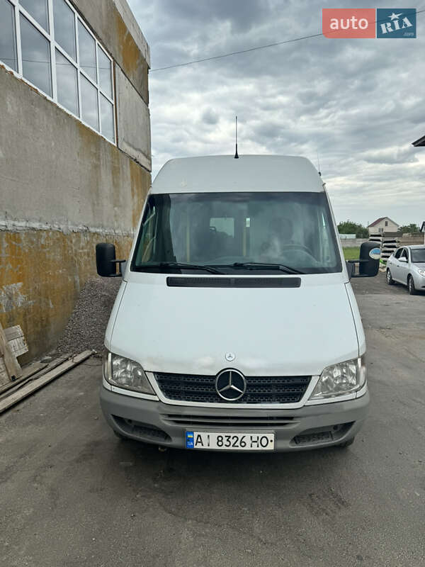 Mercedes-Benz Sprinter 2004