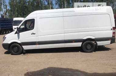 Вантажний фургон Mercedes-Benz Sprinter 2012 в Жашківу