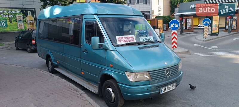 Туристический / Междугородний автобус Mercedes-Benz Sprinter 2000 в Чернигове