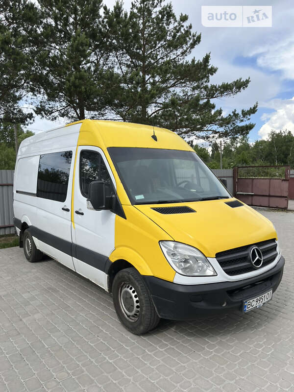 Вантажний фургон Mercedes-Benz Sprinter 2009 в Львові