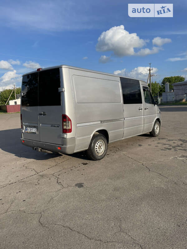 Мікроавтобус Mercedes-Benz Sprinter 2005 в Вараші