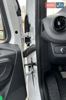 Грузовой фургон Mercedes-Benz Sprinter 2019 в 