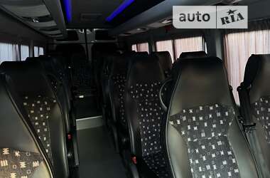 Приміський автобус Mercedes-Benz Sprinter 2013 в Дніпрі