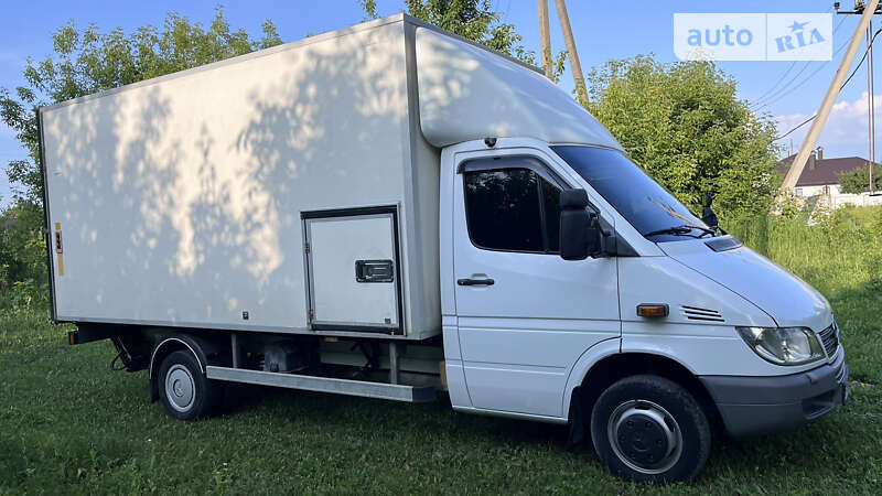 Грузовой фургон Mercedes-Benz Sprinter 2004 в Хмельницком