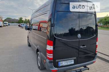 Грузовой фургон Mercedes-Benz Sprinter 2011 в Нововолынске