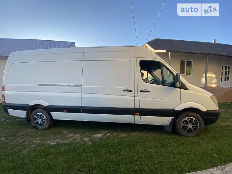 Грузовой фургон Mercedes-Benz Sprinter 2006 в Сокирянах