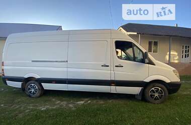 Грузовой фургон Mercedes-Benz Sprinter 2006 в Сокирянах