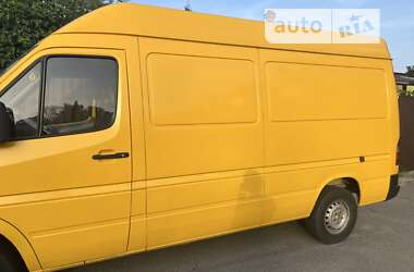 Грузовой фургон Mercedes-Benz Sprinter 1999 в 