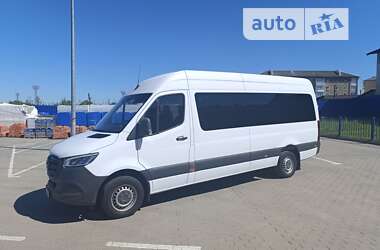 Вантажопасажирський фургон Mercedes-Benz Sprinter 2019 в Долині