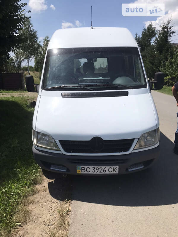 Вантажопасажирський фургон Mercedes-Benz Sprinter 2006 в Івано-Франківську