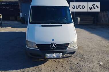 Грузопассажирский фургон Mercedes-Benz Sprinter 2002 в Староконстантинове