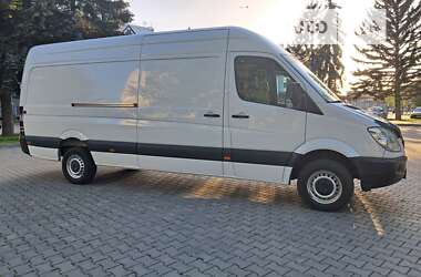 Вантажний фургон Mercedes-Benz Sprinter 2012 в Чернівцях