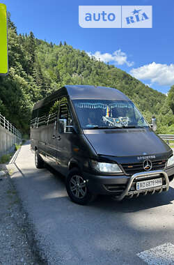 Микроавтобус Mercedes-Benz Sprinter 2005 в Рахове